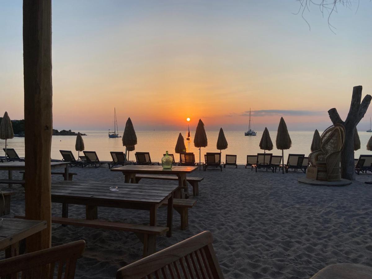 Les Lodges De La Plage U Dragulinu Sari-Solenzara Zewnętrze zdjęcie